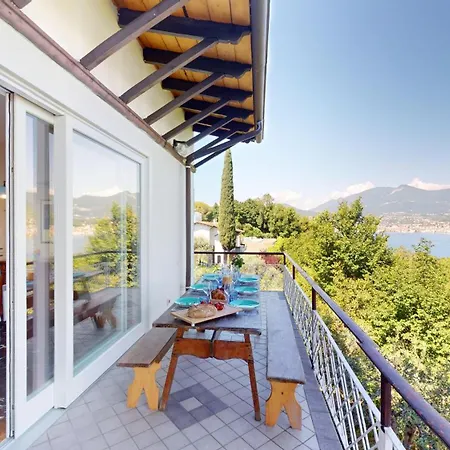 Elvira Villa San Felice del Benaco